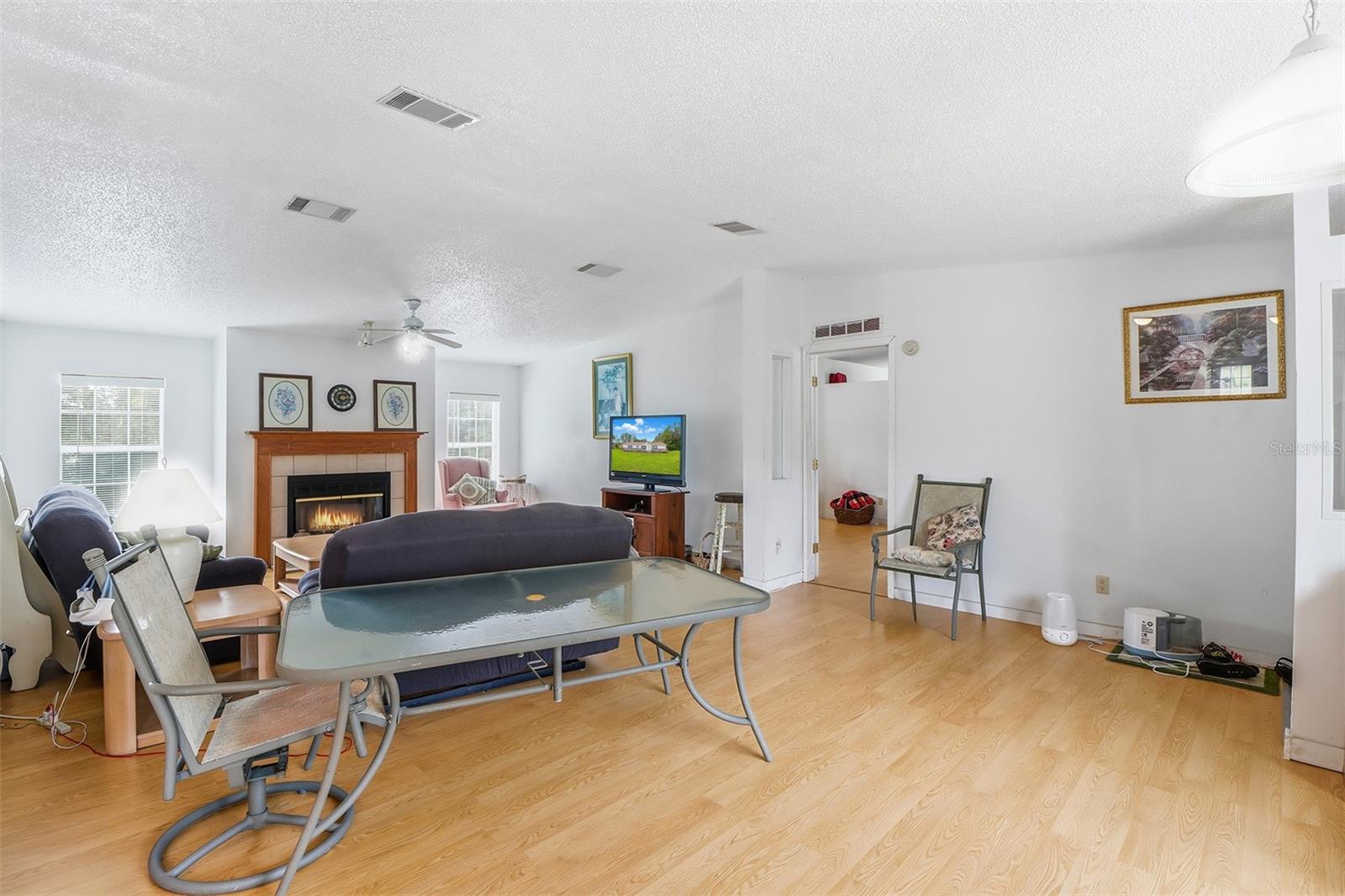 Listing photo id 7 for 16656 175th Terrace Road