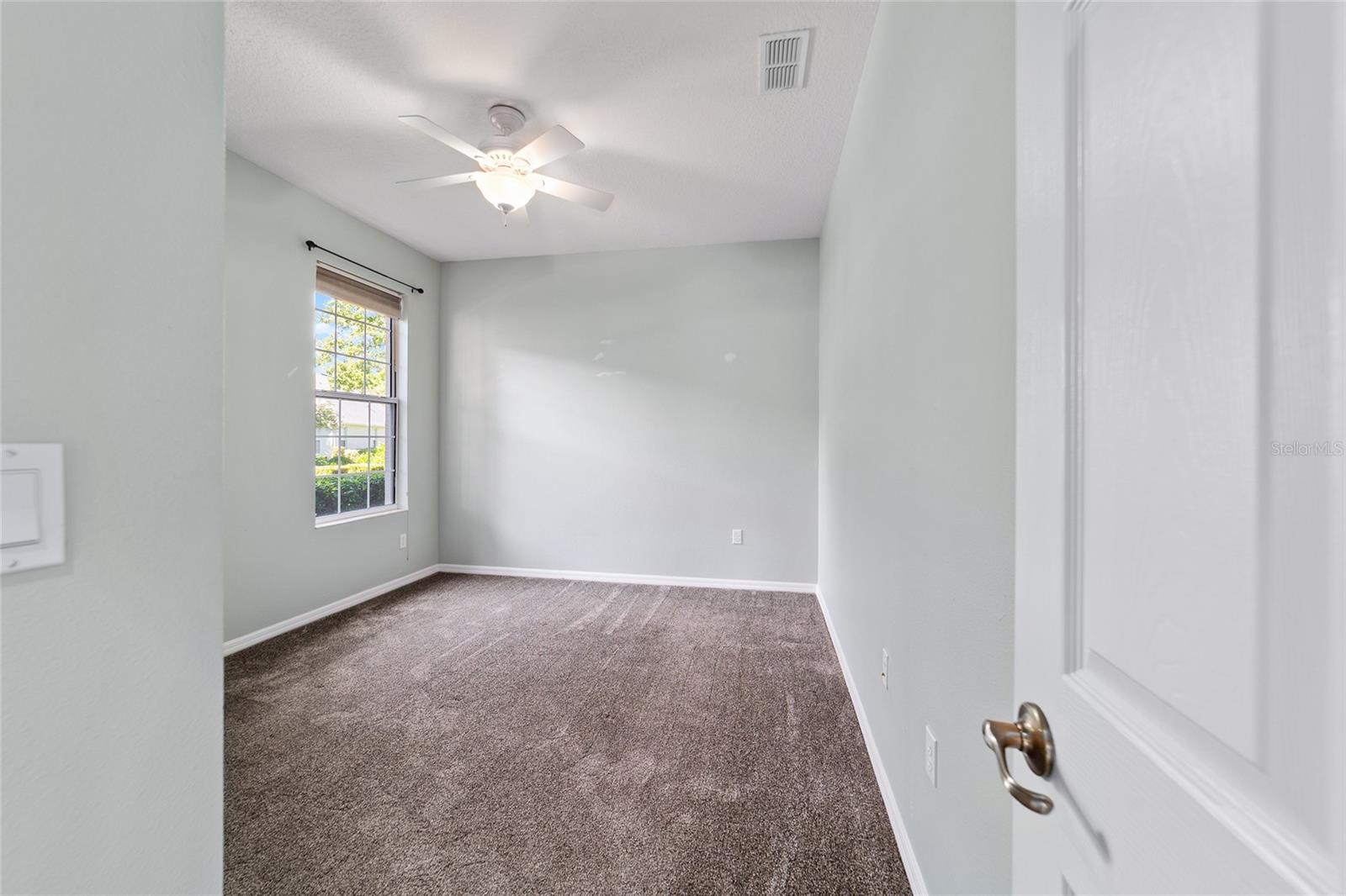 Image 21 of 31 For 8798 83rd Circle