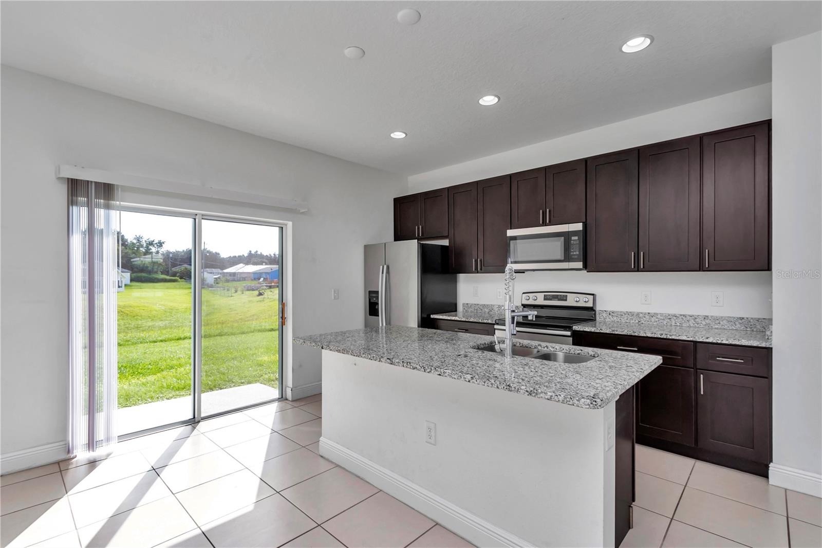 Image 10 of 24 For 118 Marion Oaks Drive