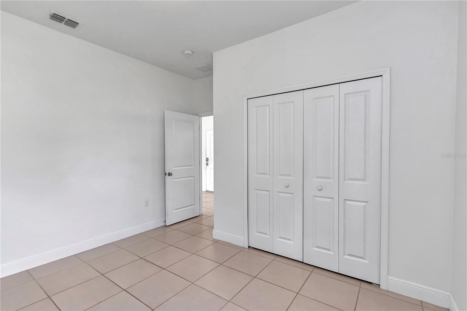 Image 12 of 24 For 118 Marion Oaks Drive