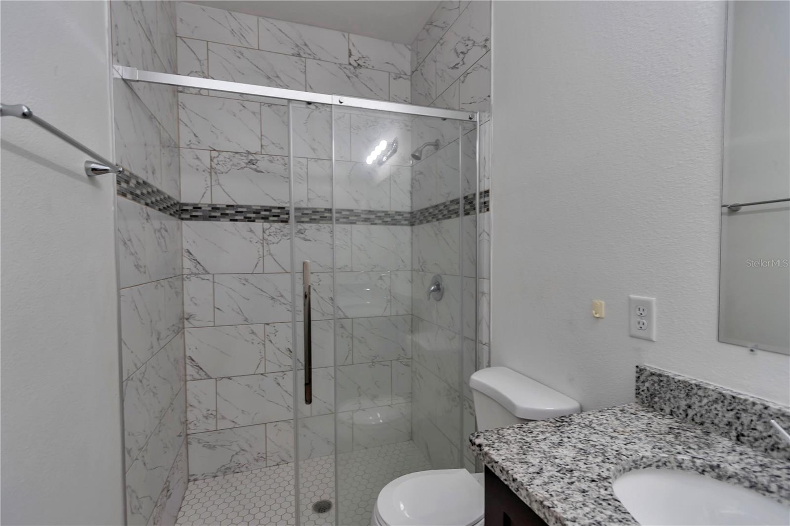 Image 16 of 24 For 118 Marion Oaks Drive