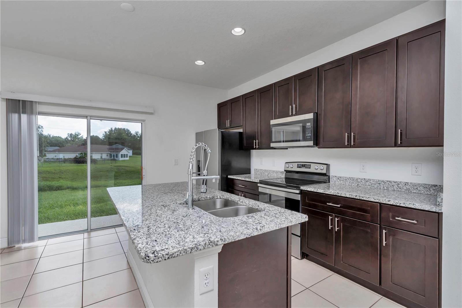 Image 7 of 24 For 118 Marion Oaks Drive