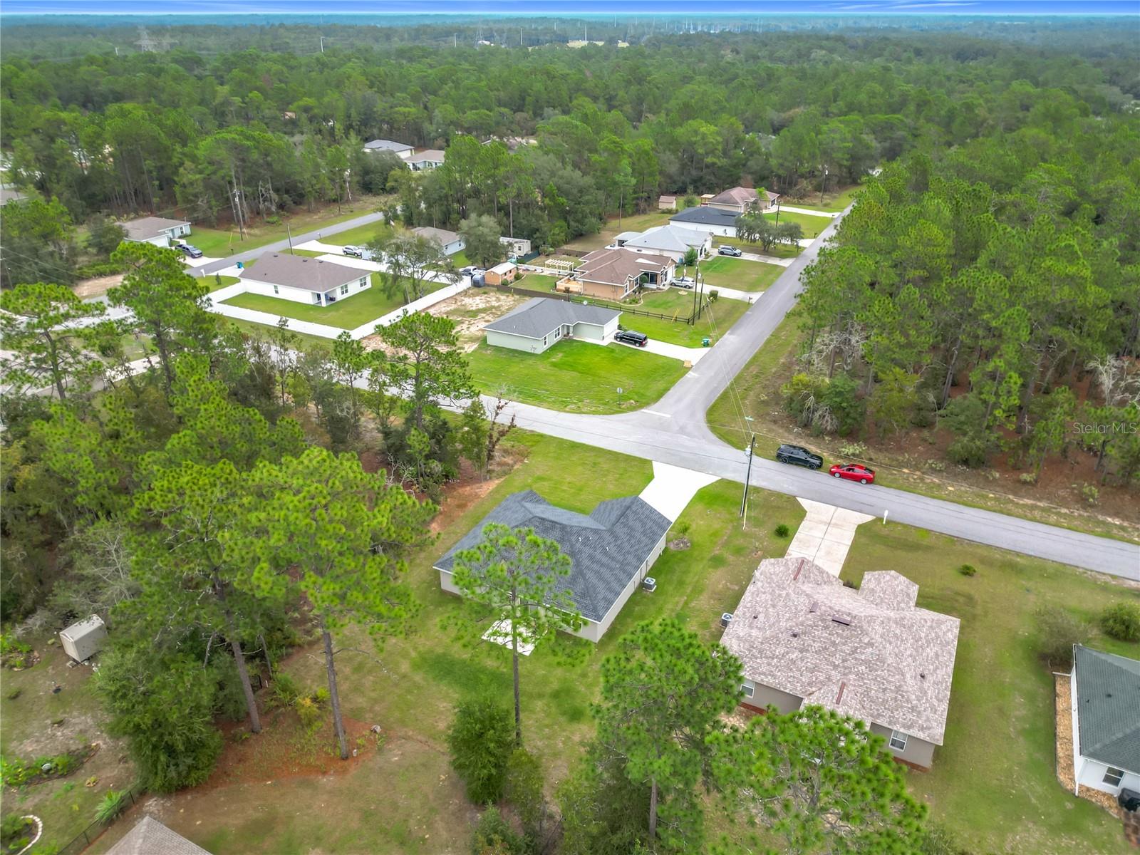 Listing photo id 60 for 6526 Earlshire Terrace