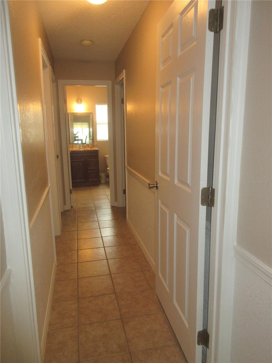 Listing photo id 8 for 4108 Casa Terrace