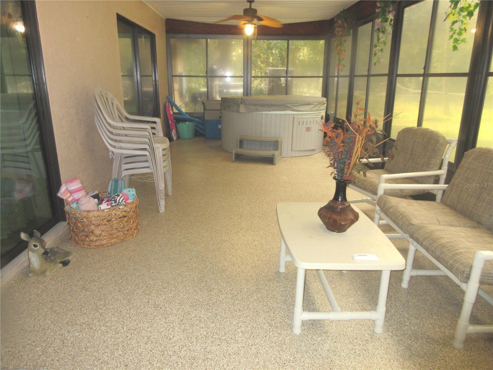 Listing photo id 17 for 4108 Casa Terrace