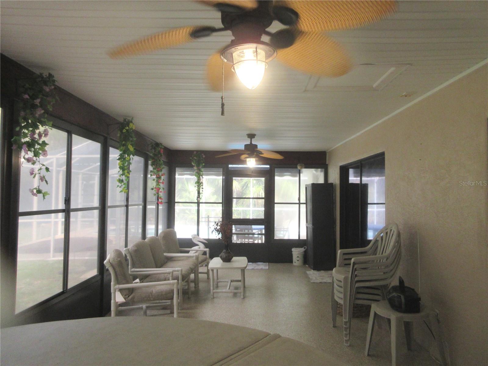 Listing photo id 18 for 4108 Casa Terrace