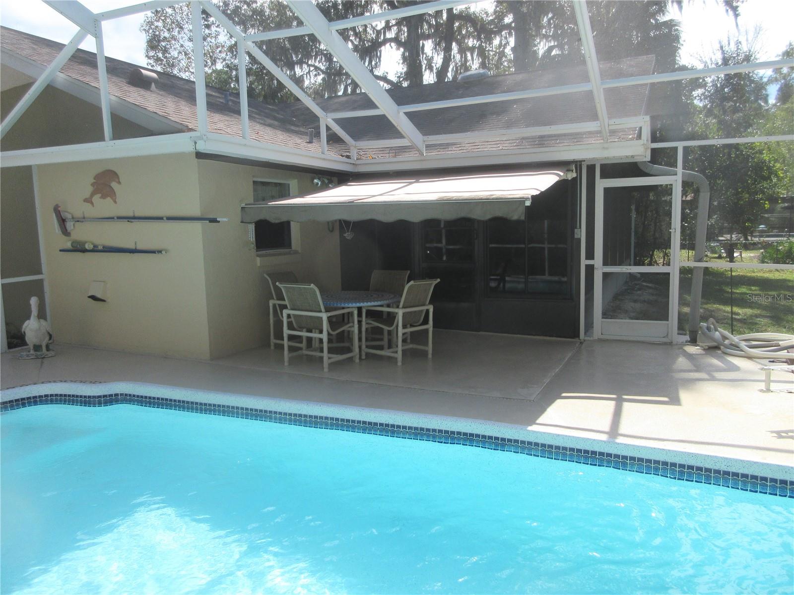 Listing photo id 21 for 4108 Casa Terrace