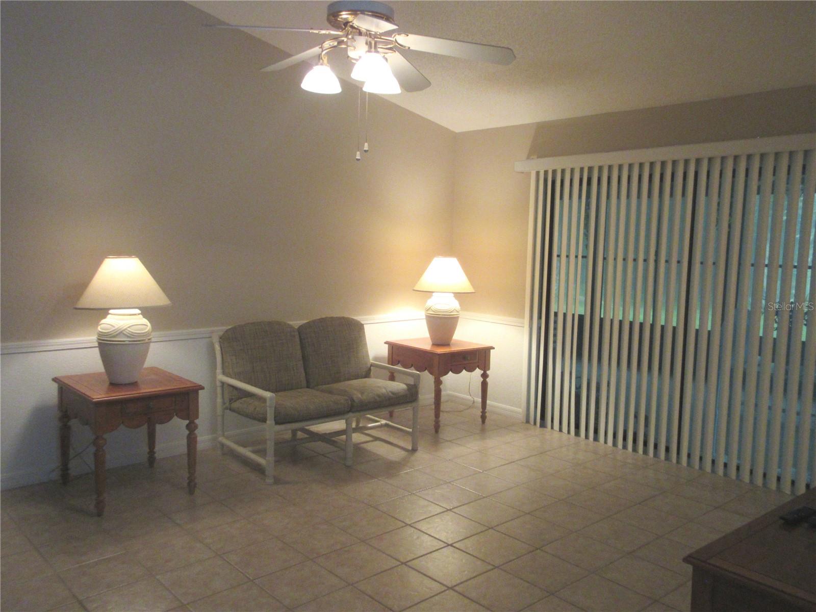 Listing photo id 7 for 4108 Casa Terrace