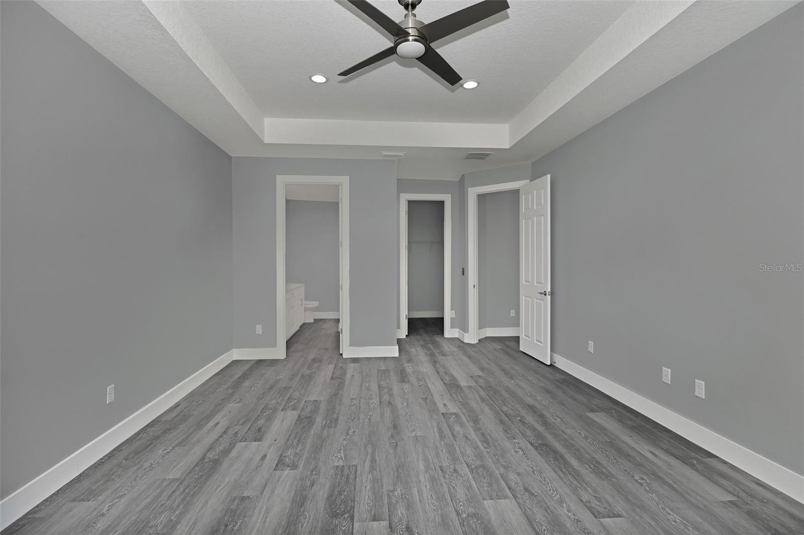 Image 22 of 35 For 6237 143rd Street