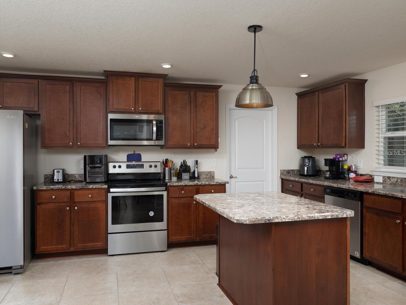 Image 11 of 29 For 4585 112th Lane