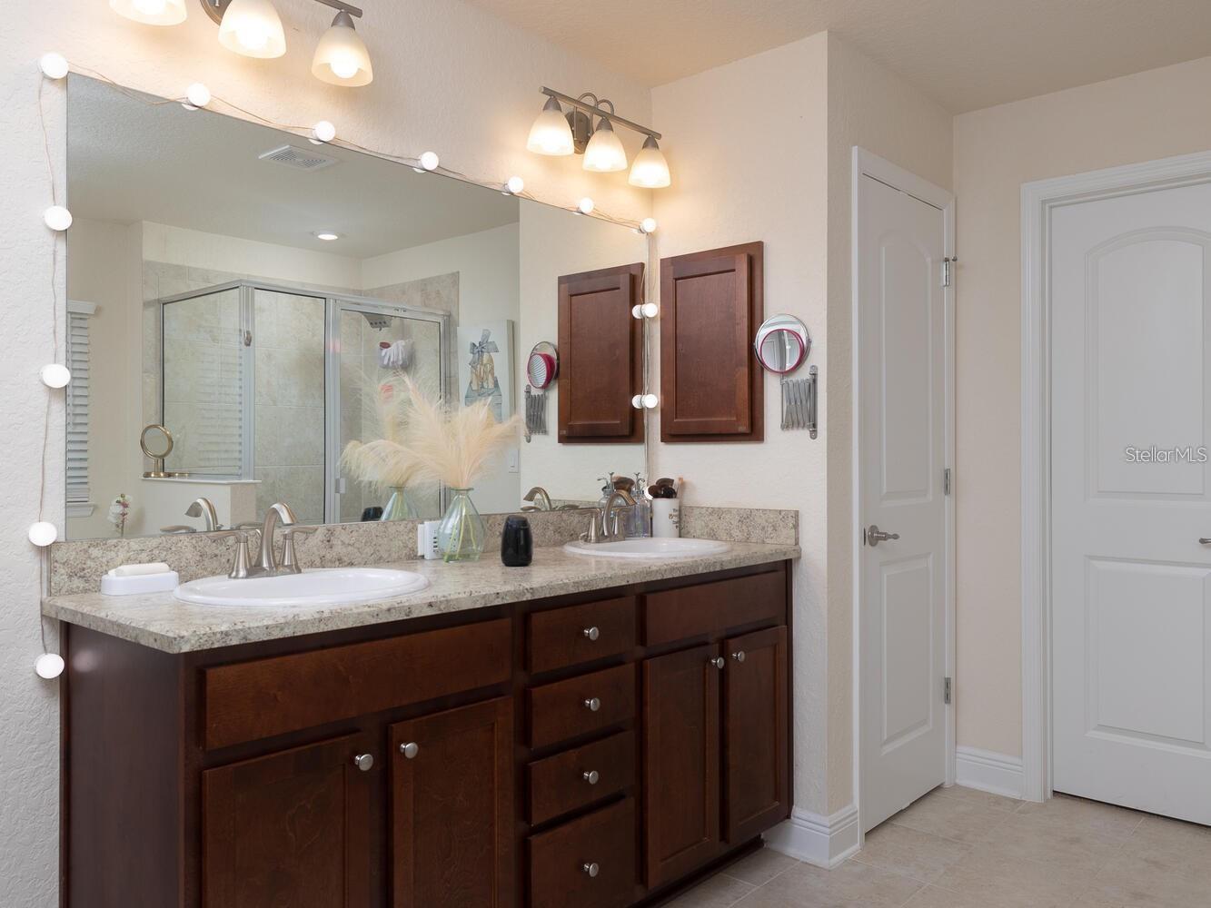 Image 18 of 29 For 4585 112th Lane