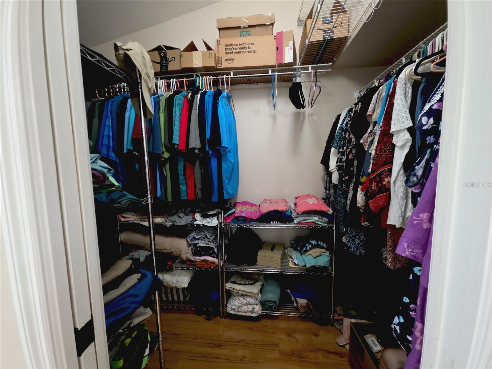 Listing photo id 12 for 10085 Blackburn Street