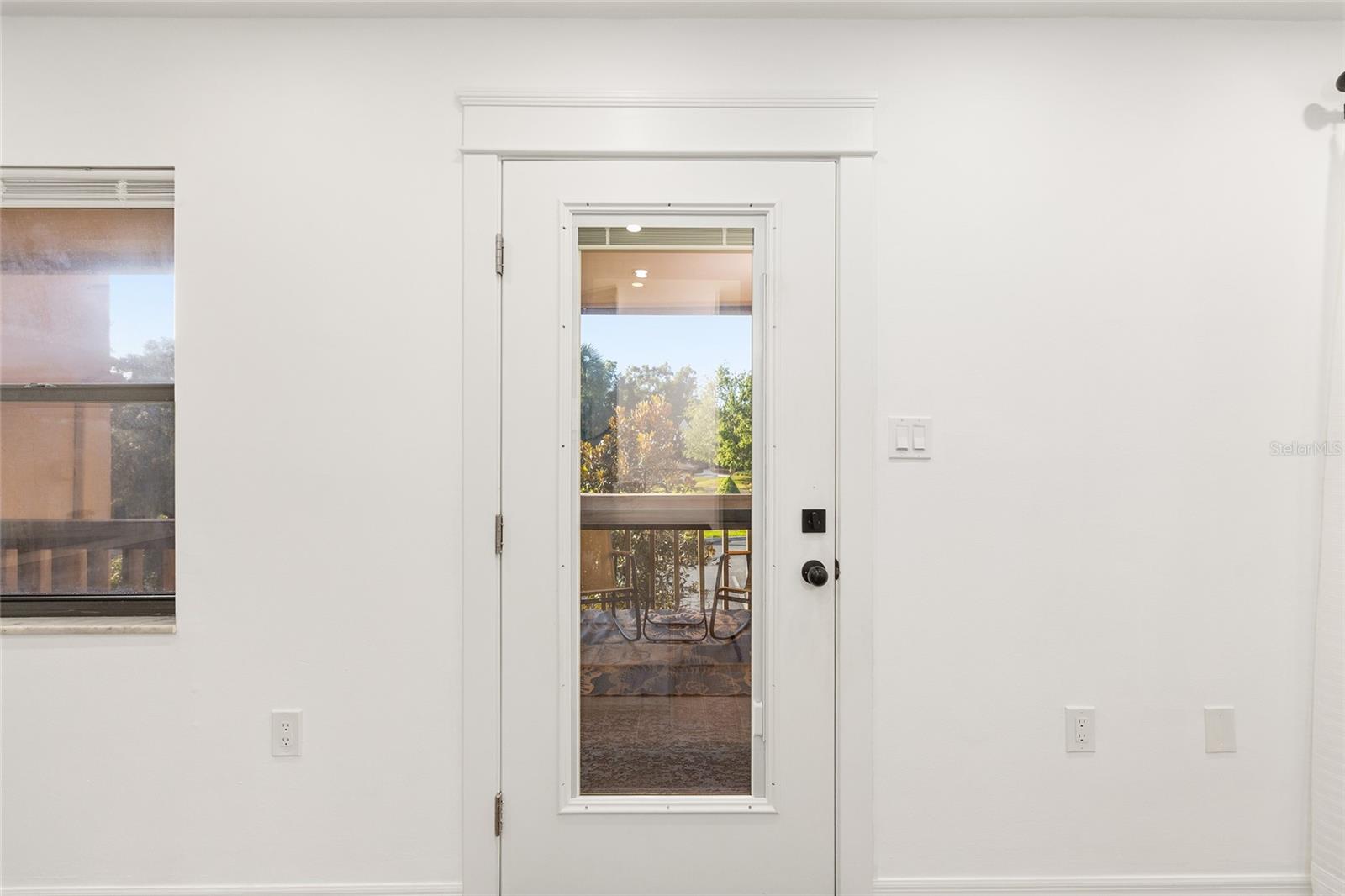 Image 8 of 22 For 2437 6th Street 14