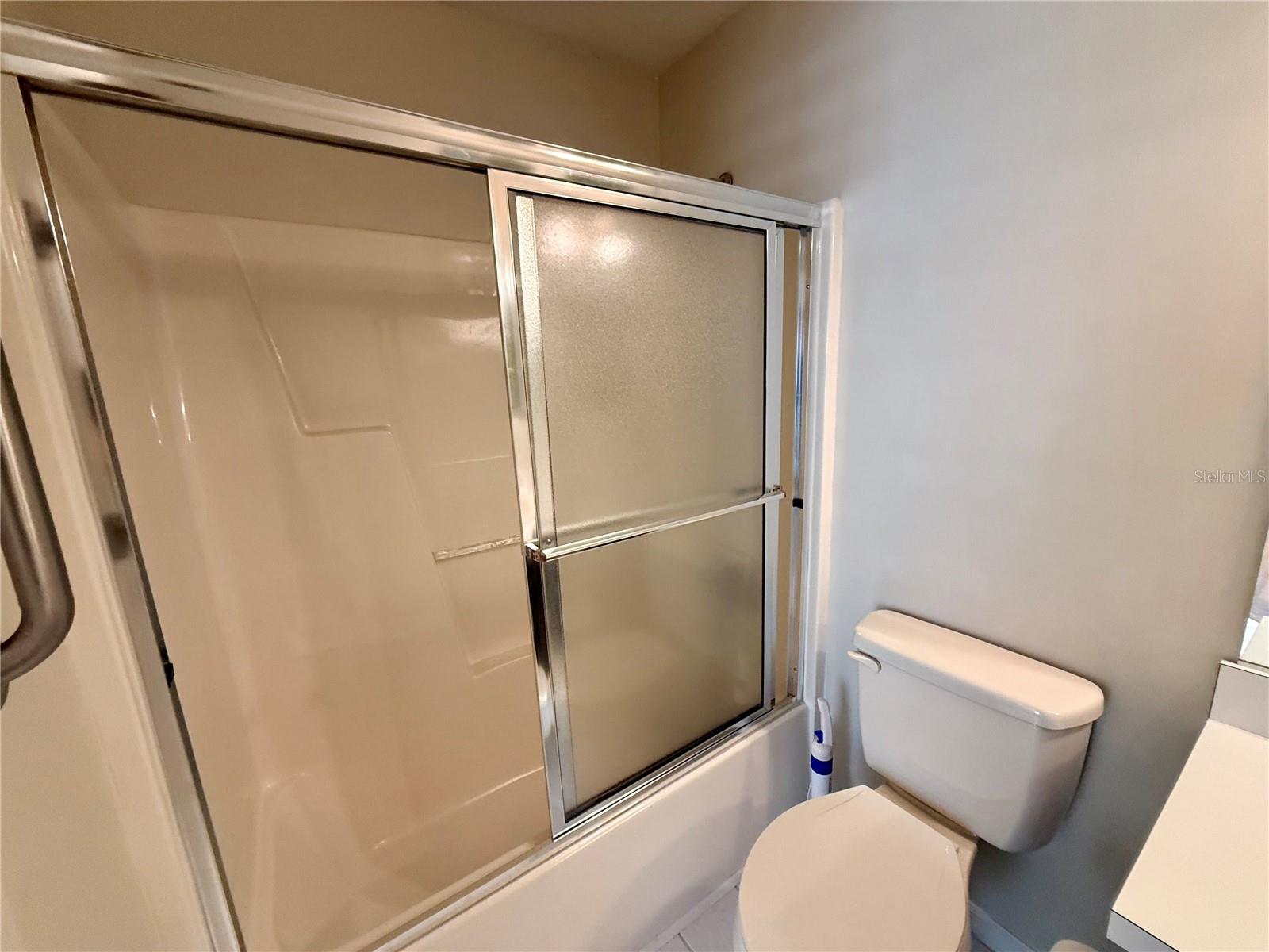 Image 37 of 47 For 8037 115th Loop