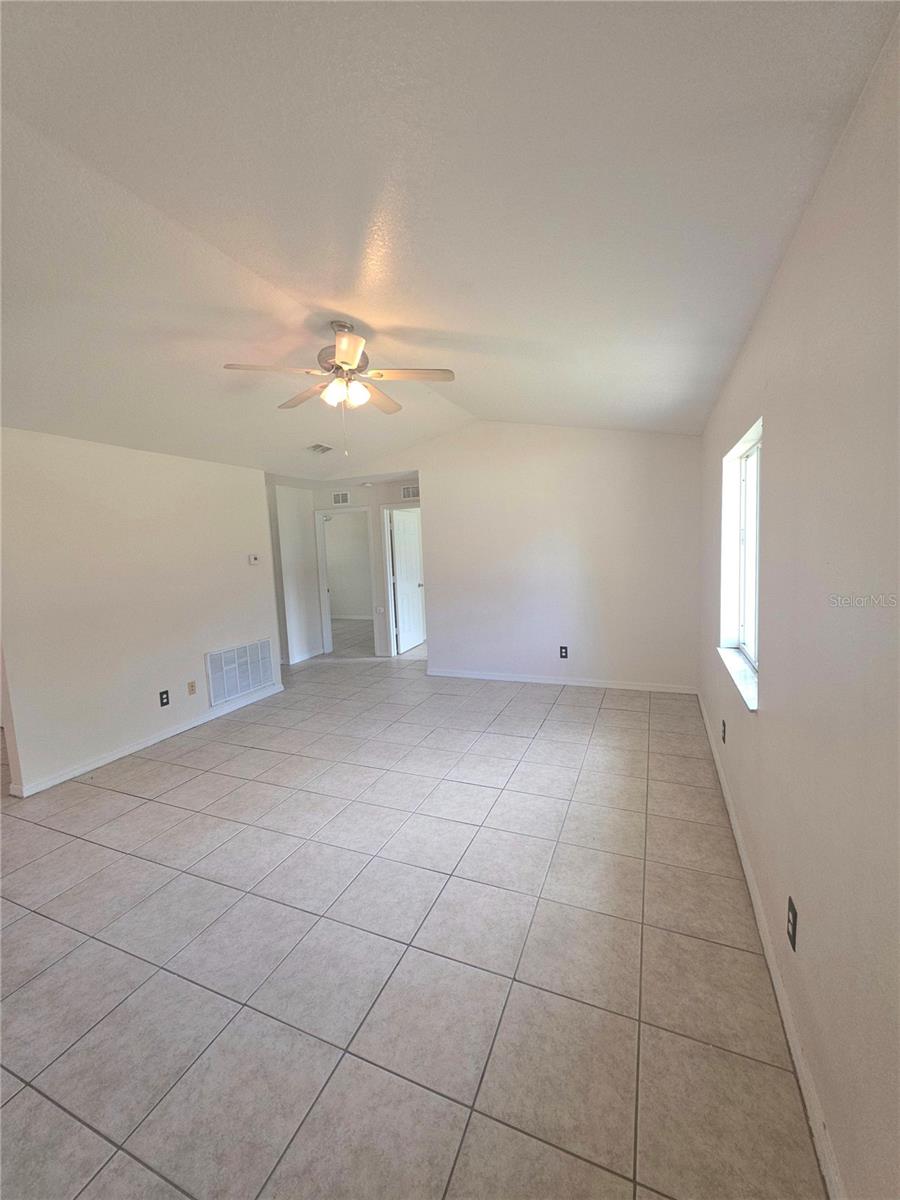 Image 2 of 13 For 6 Hemlock Trace Lane