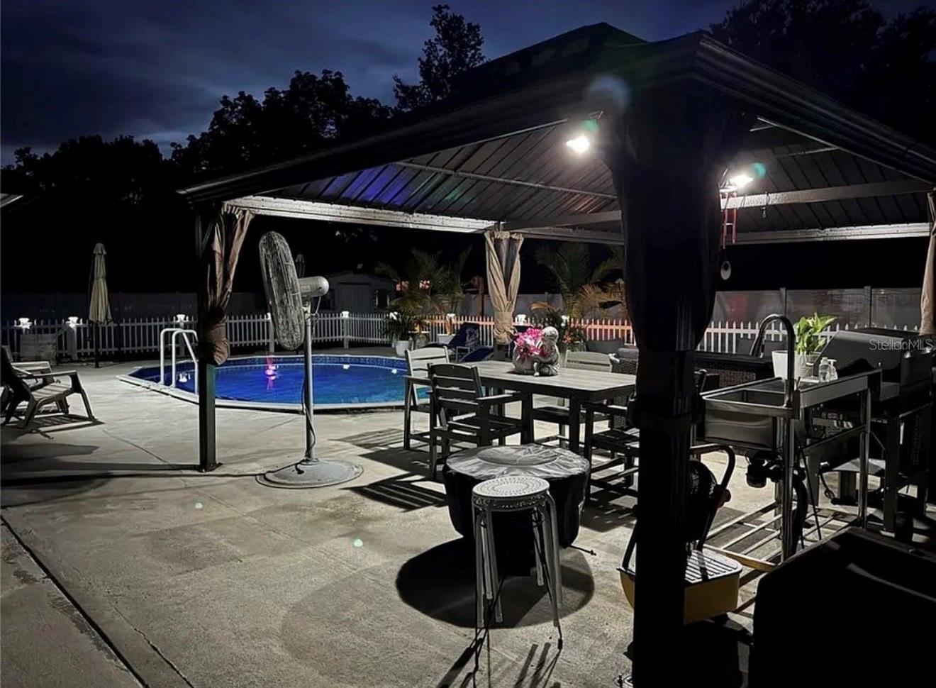 Image 21 of 22 For 2201 45 Street