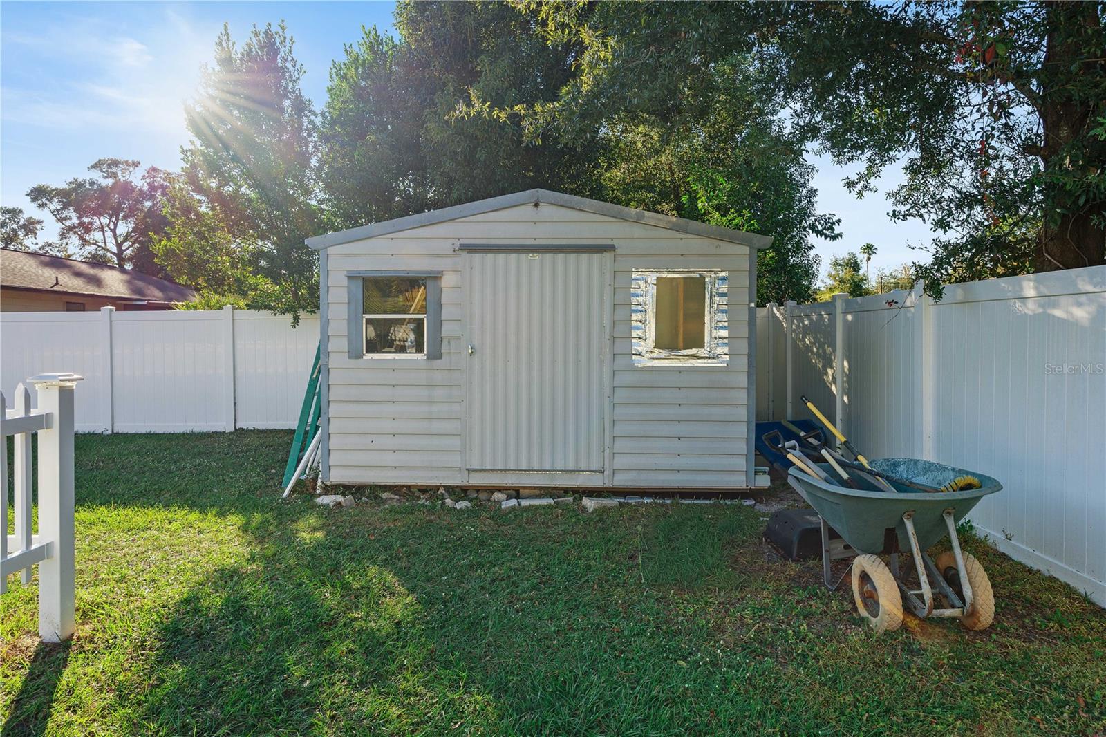 Image 33 of 38 For 2201 45 Street