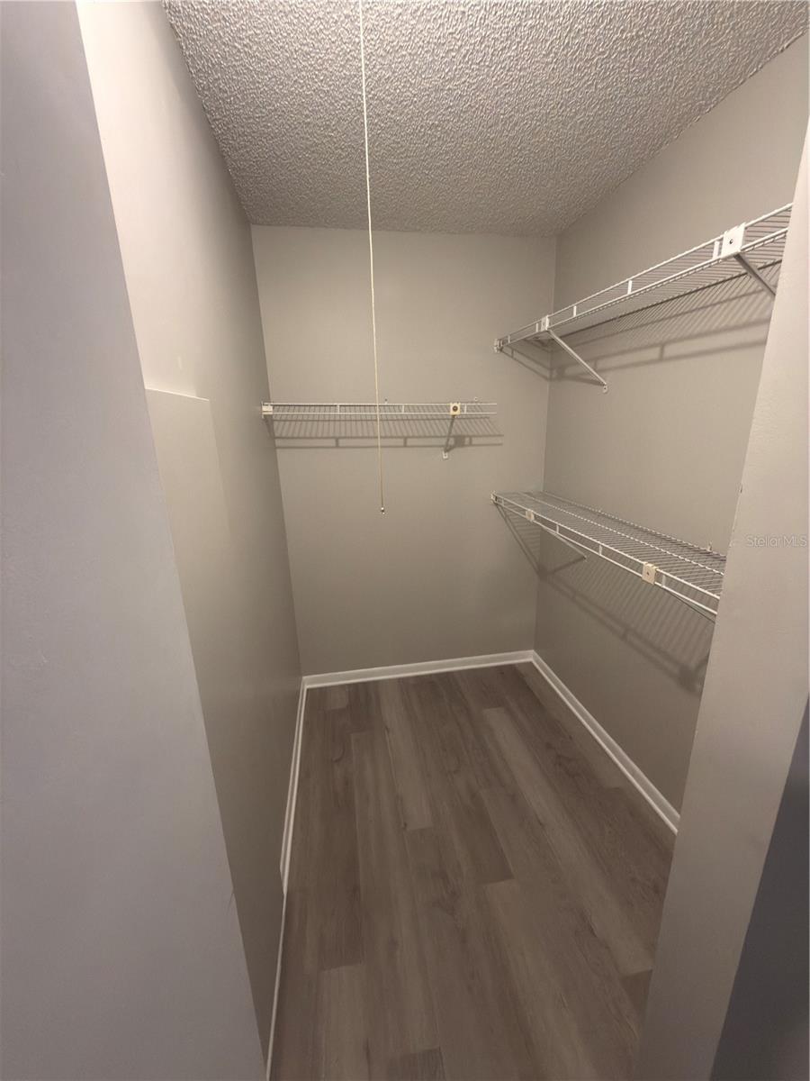 Image 14 of 32 For 9940 101st Lane