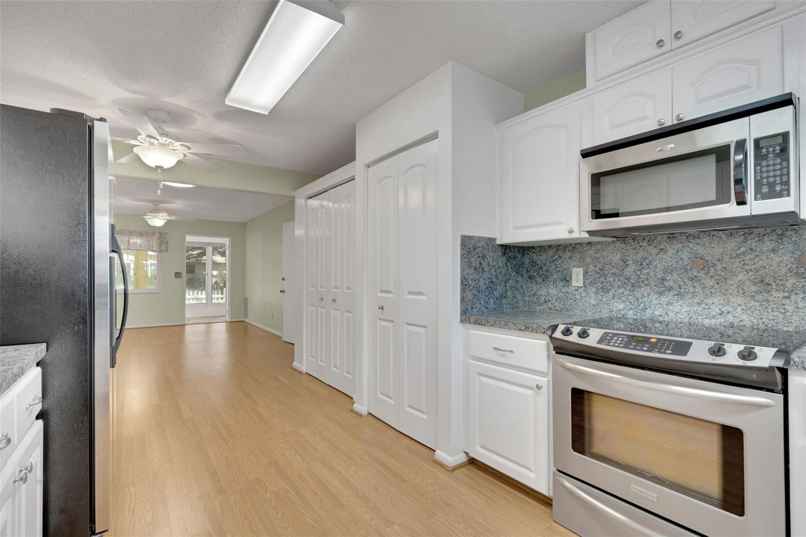 Image 14 of 39 For 8723 93rd Lane A