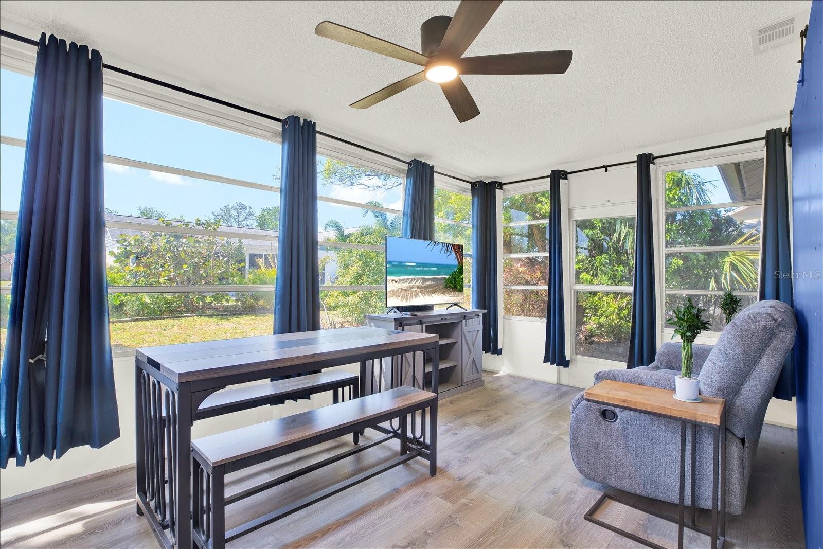 Image 12 of 31 For 9138 Millers Pond Avenue