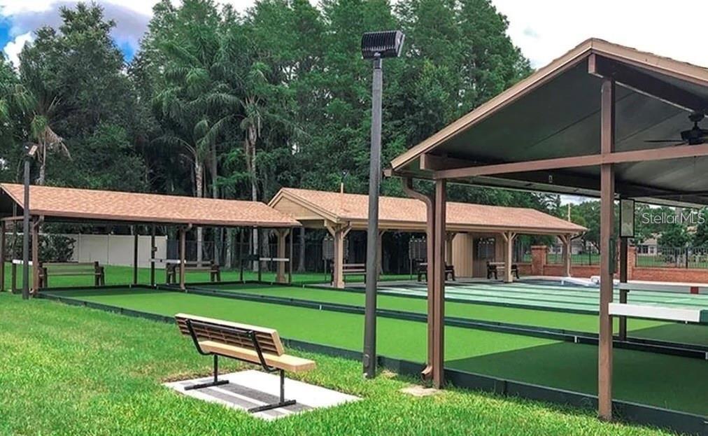 Image 25 of 31 For 9138 Millers Pond Avenue