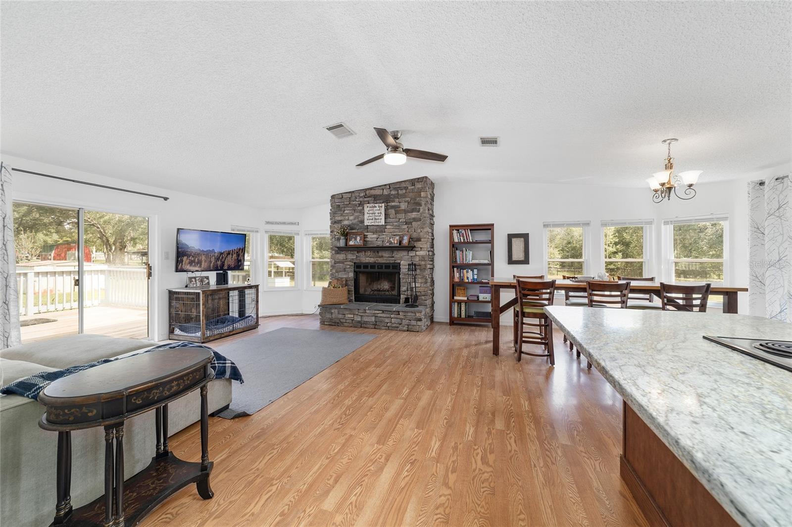 Image 18 of 90 For 7785 19th Place