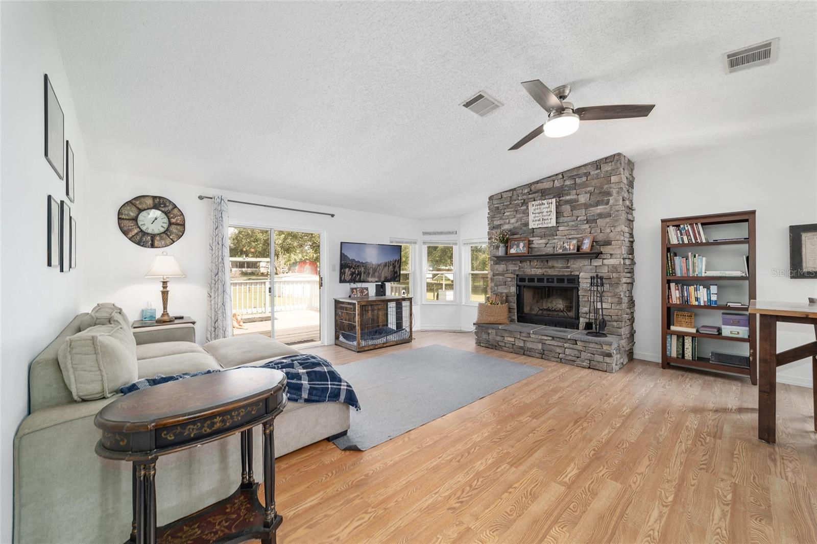 Image 20 of 90 For 7785 19th Place