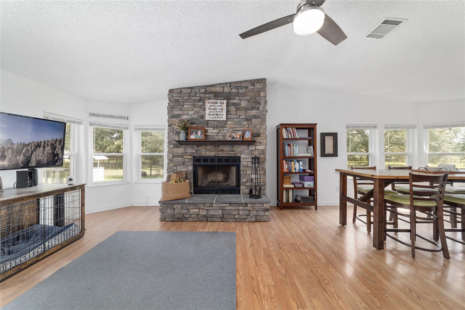 Image 28 of 90 For 7785 19th Place