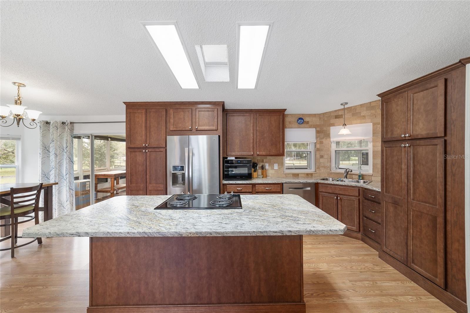 Image 34 of 90 For 7785 19th Place