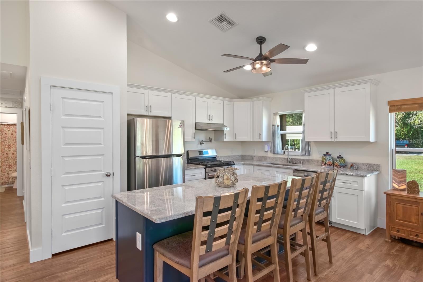 Image 25 of 42 For 6368 Grantham Ct