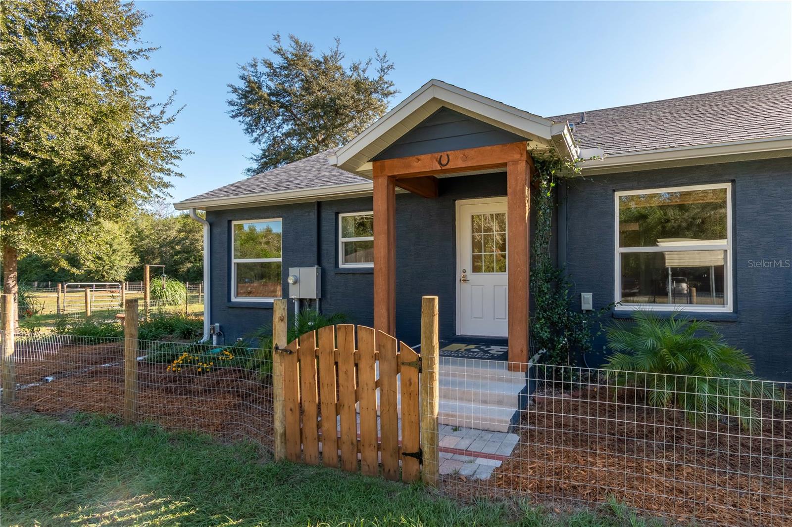 Image 3 of 42 For 6368 Grantham Ct