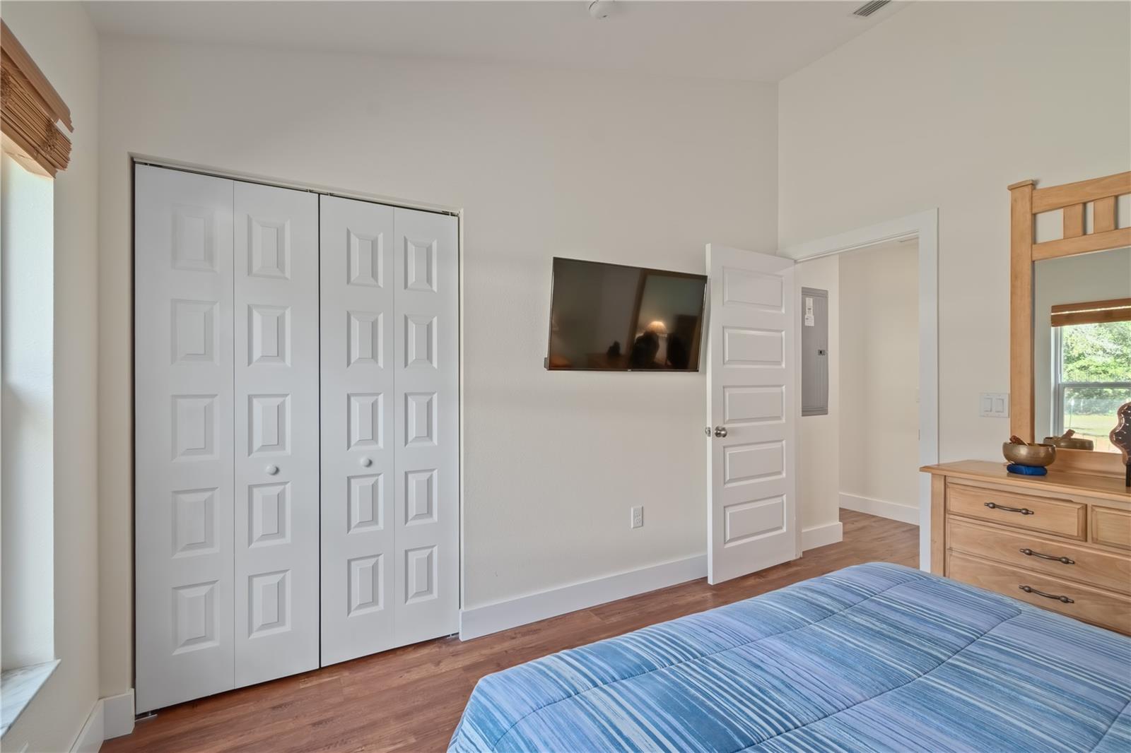 Image 32 of 42 For 6368 Grantham Ct