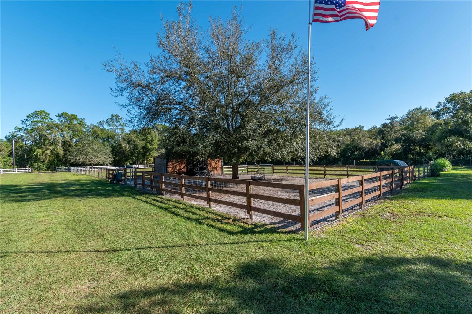 Image 7 of 42 For 6368 Grantham Ct