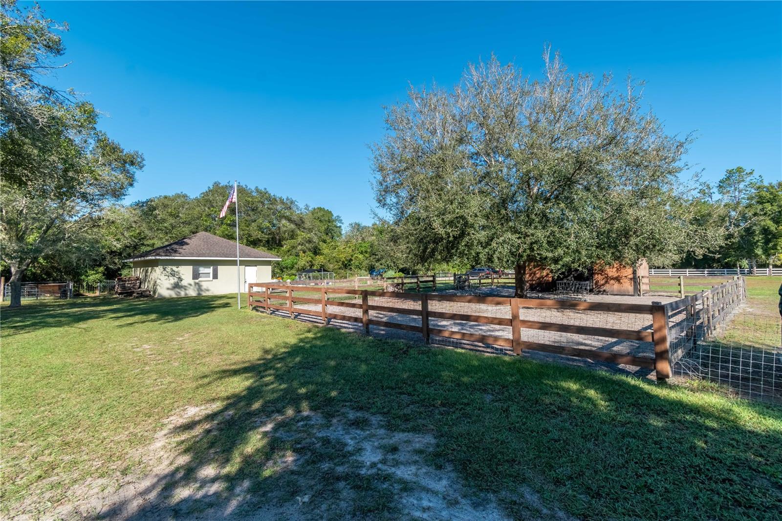 Image 8 of 42 For 6368 Grantham Ct