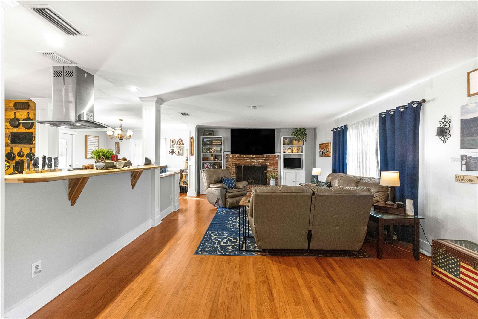 Image 13 of 83 For 1811 50th Avenue