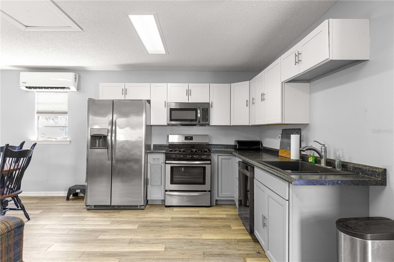 Image 62 of 83 For 1811 50th Avenue