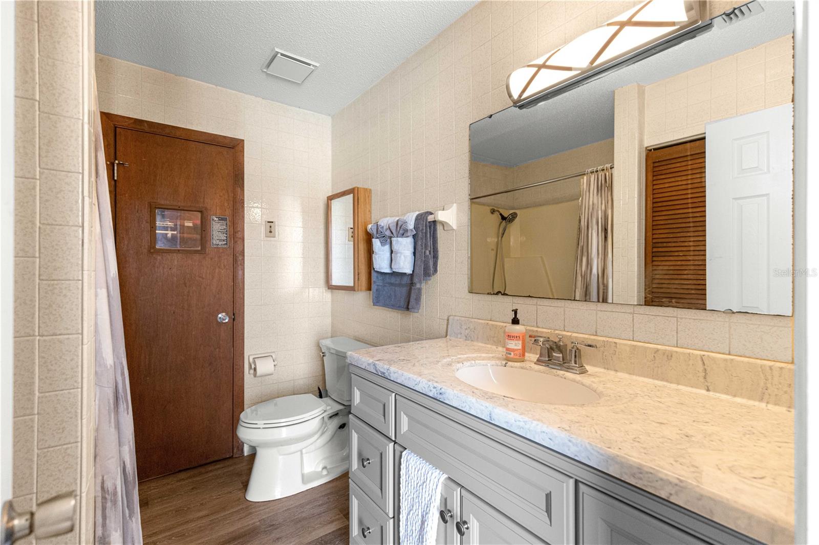 Image 71 of 83 For 1811 50th Avenue