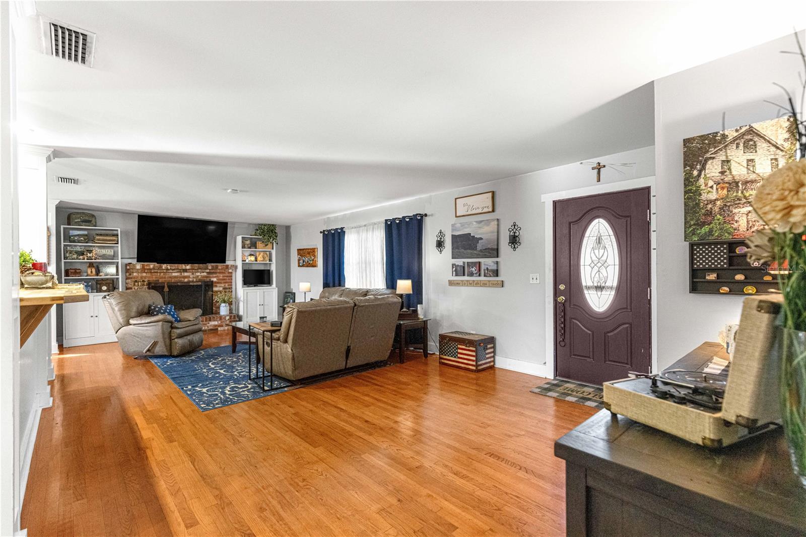 Image 8 of 83 For 1811 50th Avenue