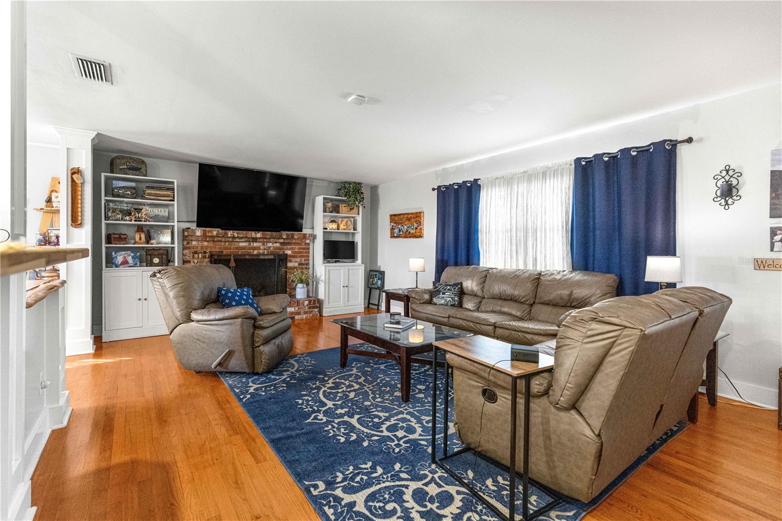 Image 9 of 83 For 1811 50th Avenue