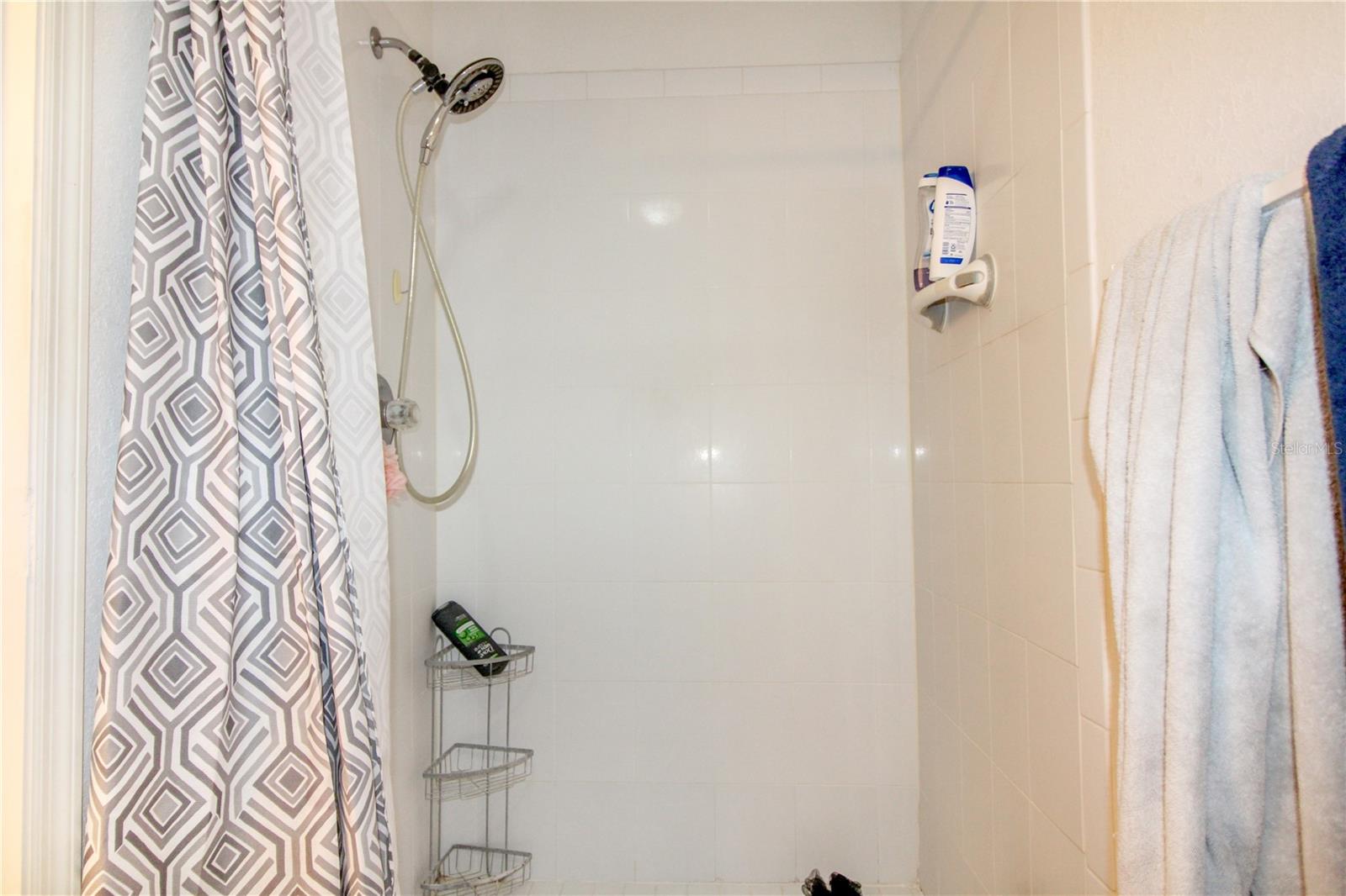 Image 17 of 19 For 10489 85th Court