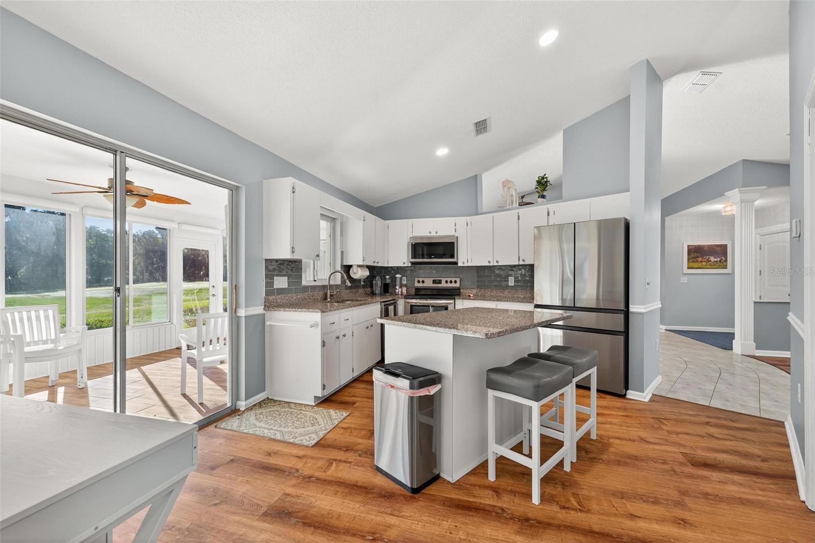 Image 13 of 71 For 2031 50th Avenue