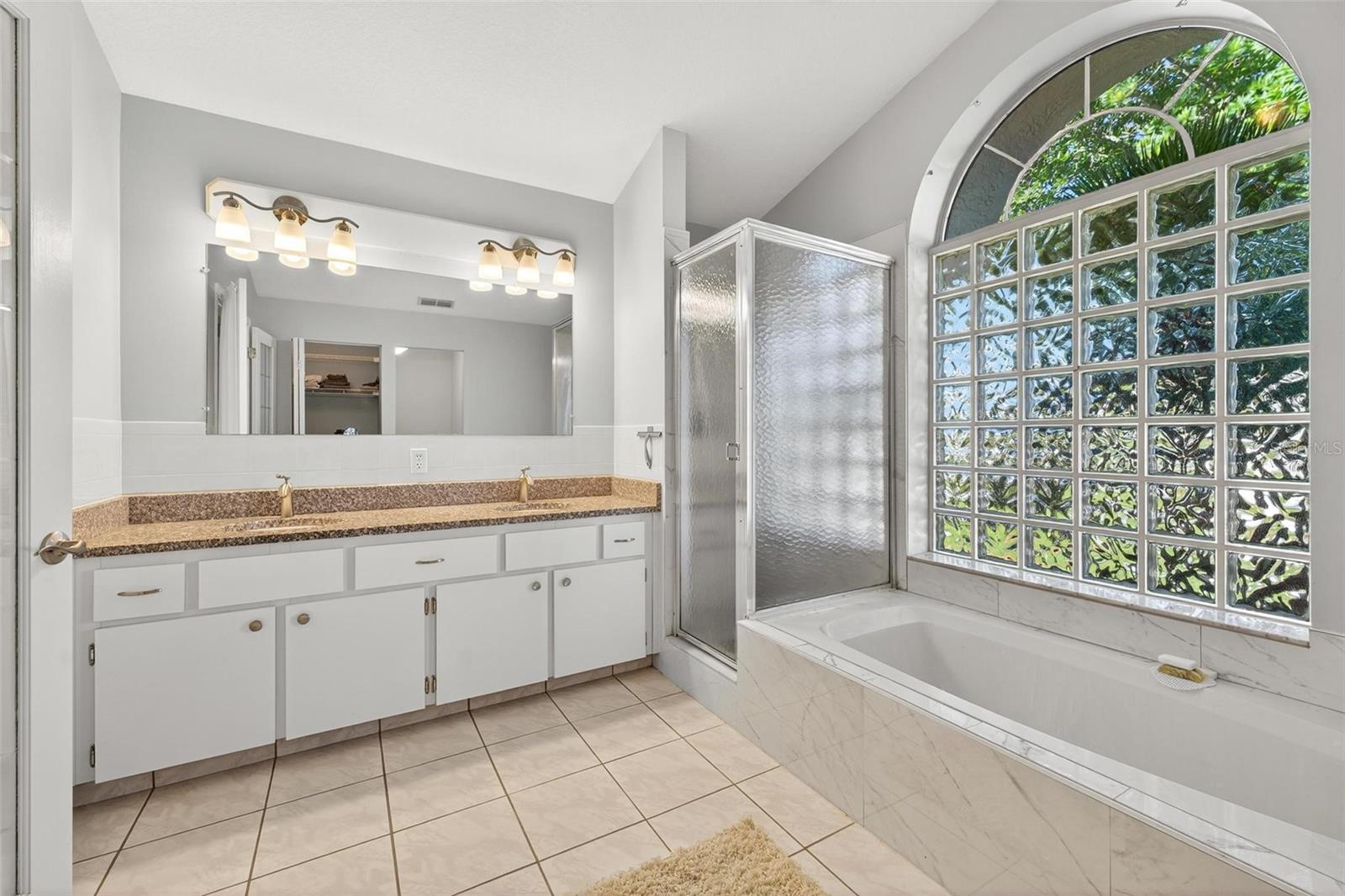 Image 29 of 71 For 2031 50th Avenue