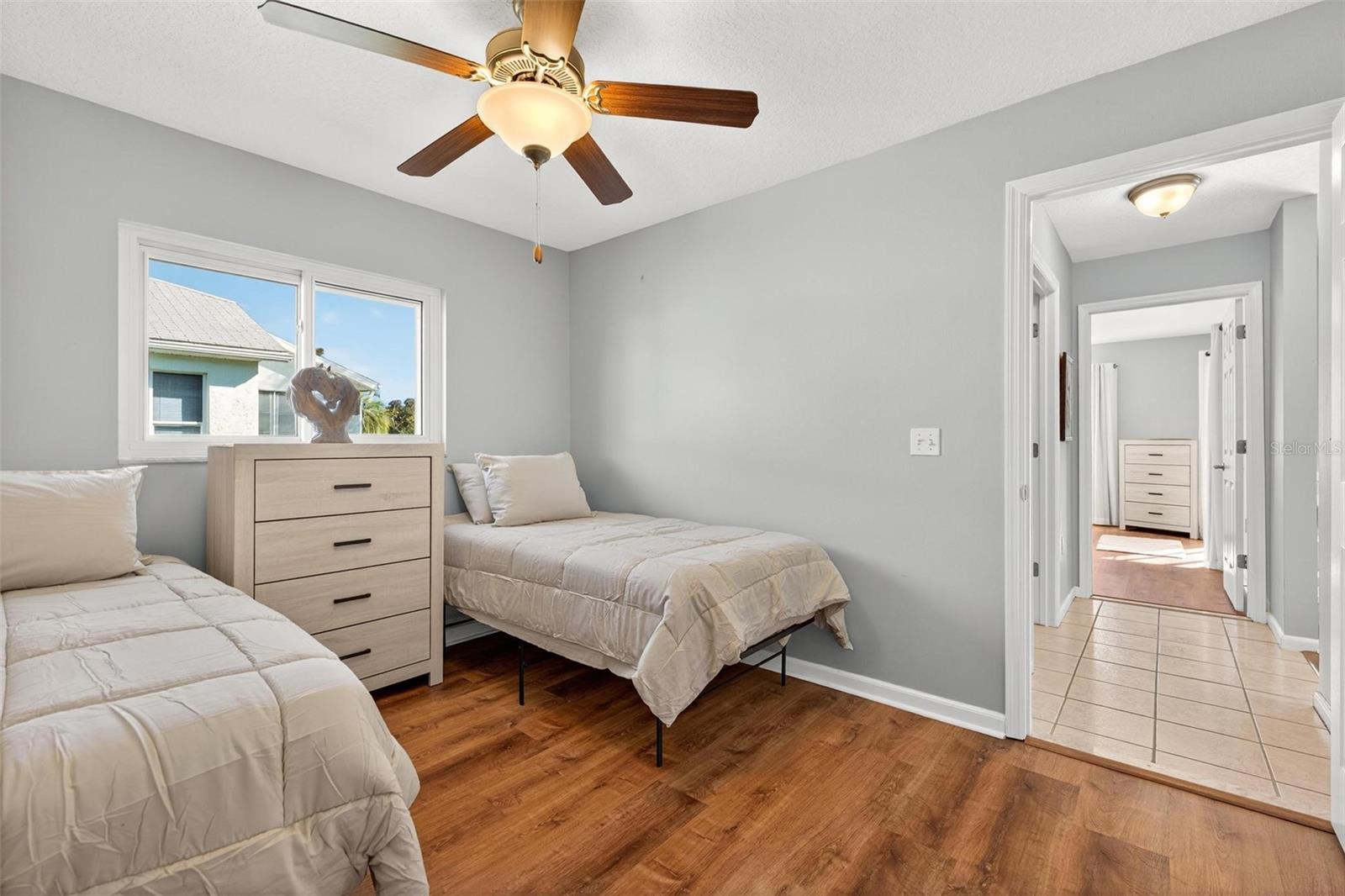 Image 55 of 71 For 2031 50th Avenue