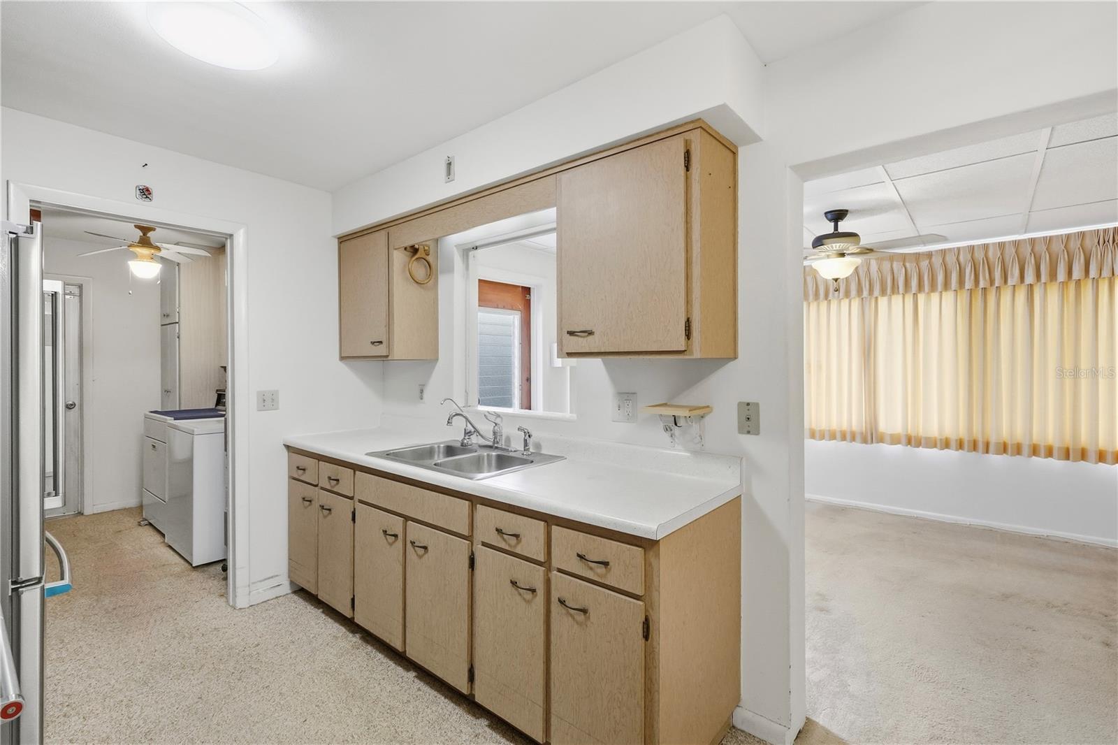 Image 13 of 29 For 52 Beverly Hills Boulevard