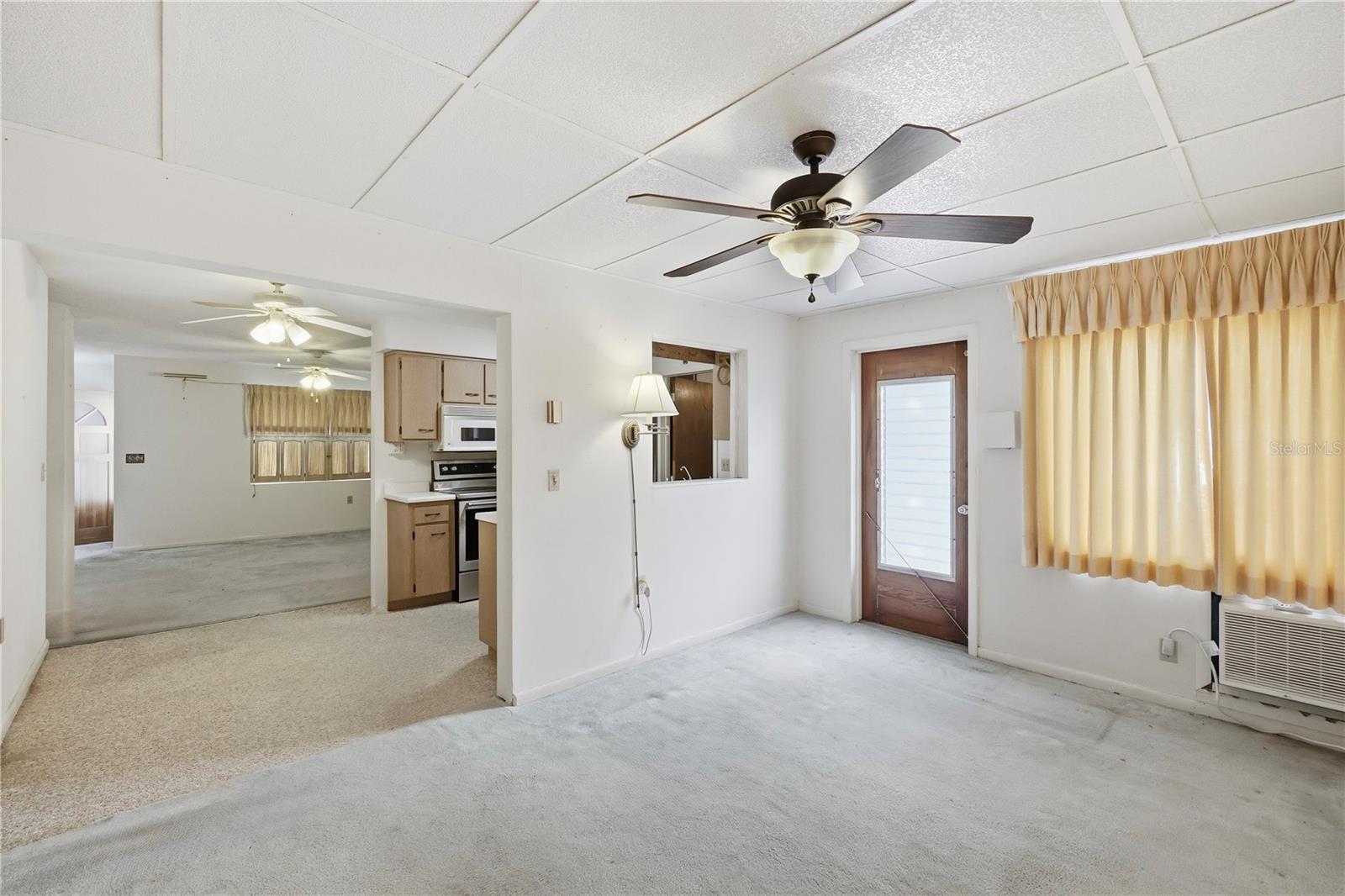 Image 17 of 29 For 52 Beverly Hills Boulevard