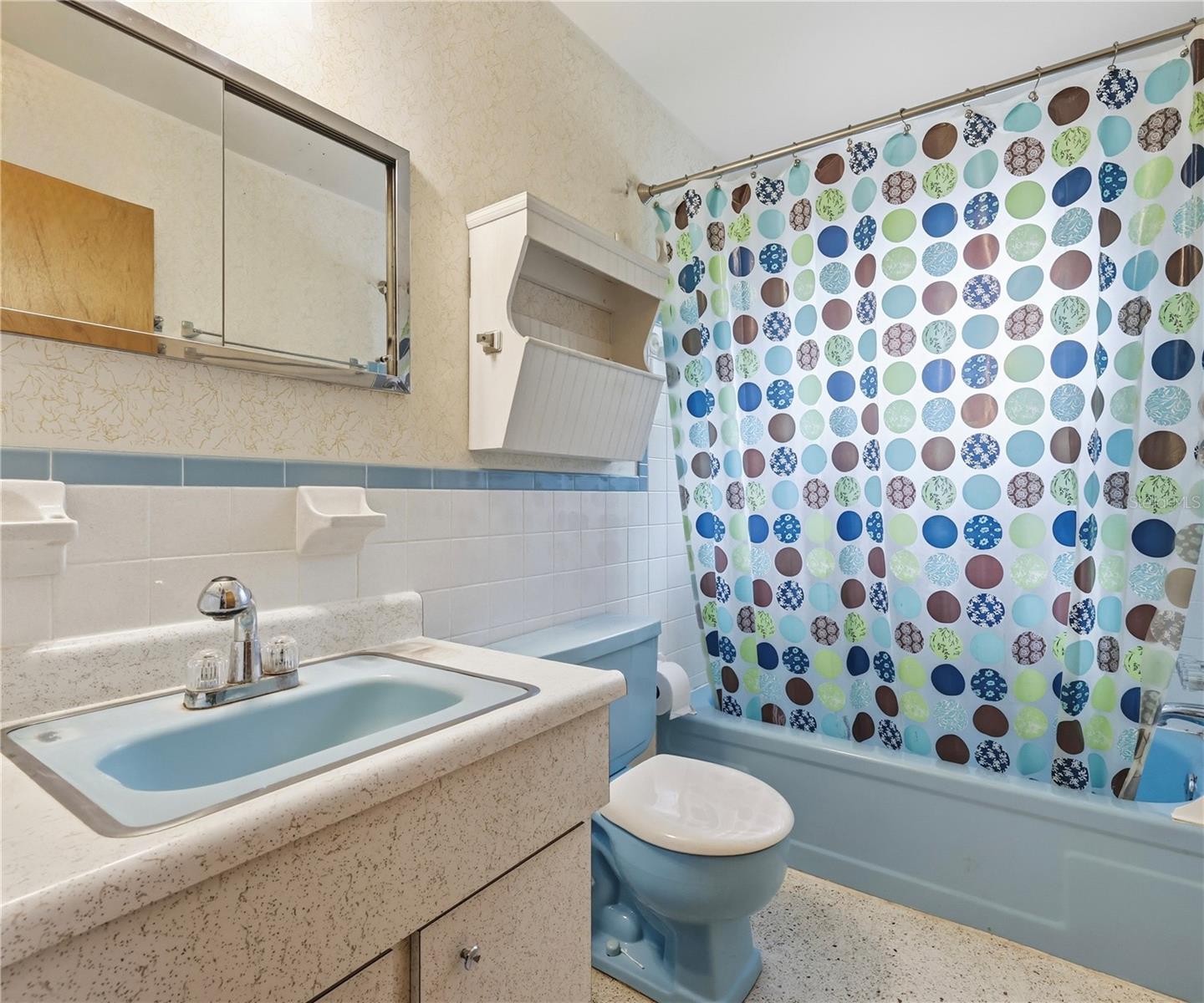 Image 9 of 29 For 52 Beverly Hills Boulevard