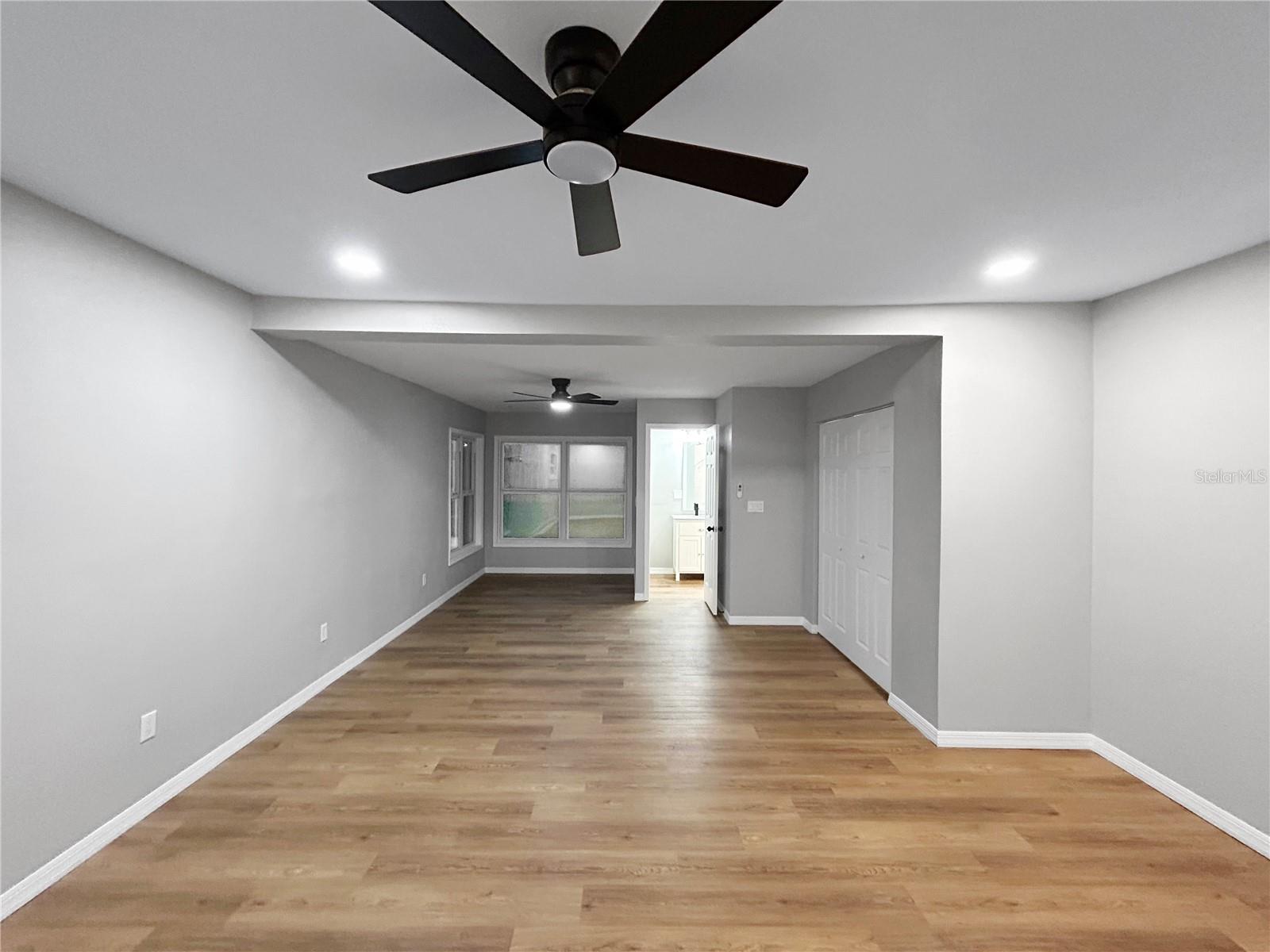 Image 13 of 30 For 2529 6th Street