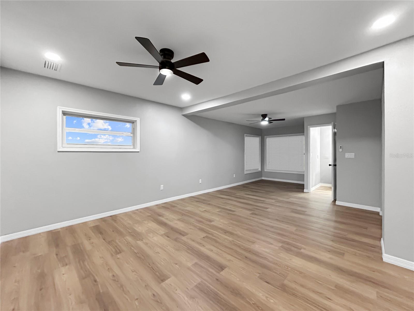 Image 14 of 30 For 2529 6th Street