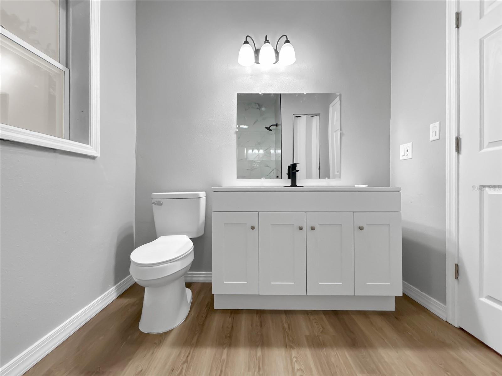 Image 23 of 30 For 2529 6th Street