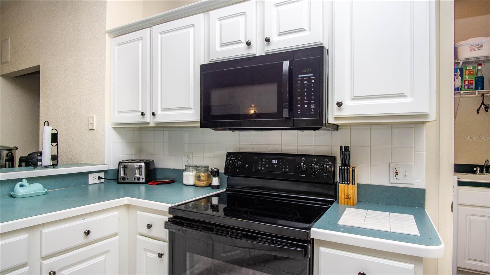 Image 12 of 73 For 8130 215th Terrace